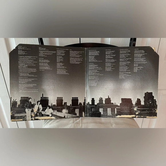 JOHN MILES ~ STRANGER IN THE CITY original album cover and sleeve circa 1976 - Picture 4 of 6